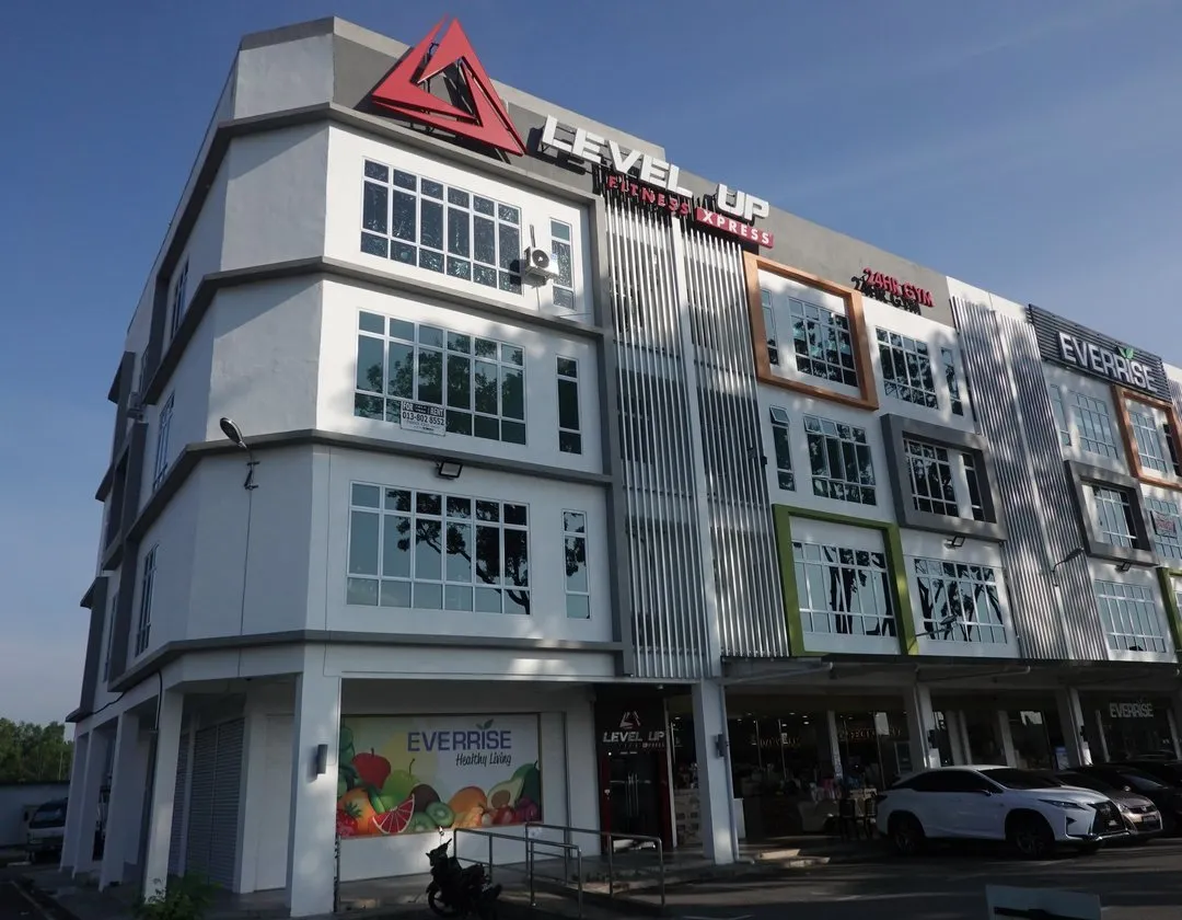Building exterior at Level Up Fitness Xpress Tabuan Jaya, Kuching